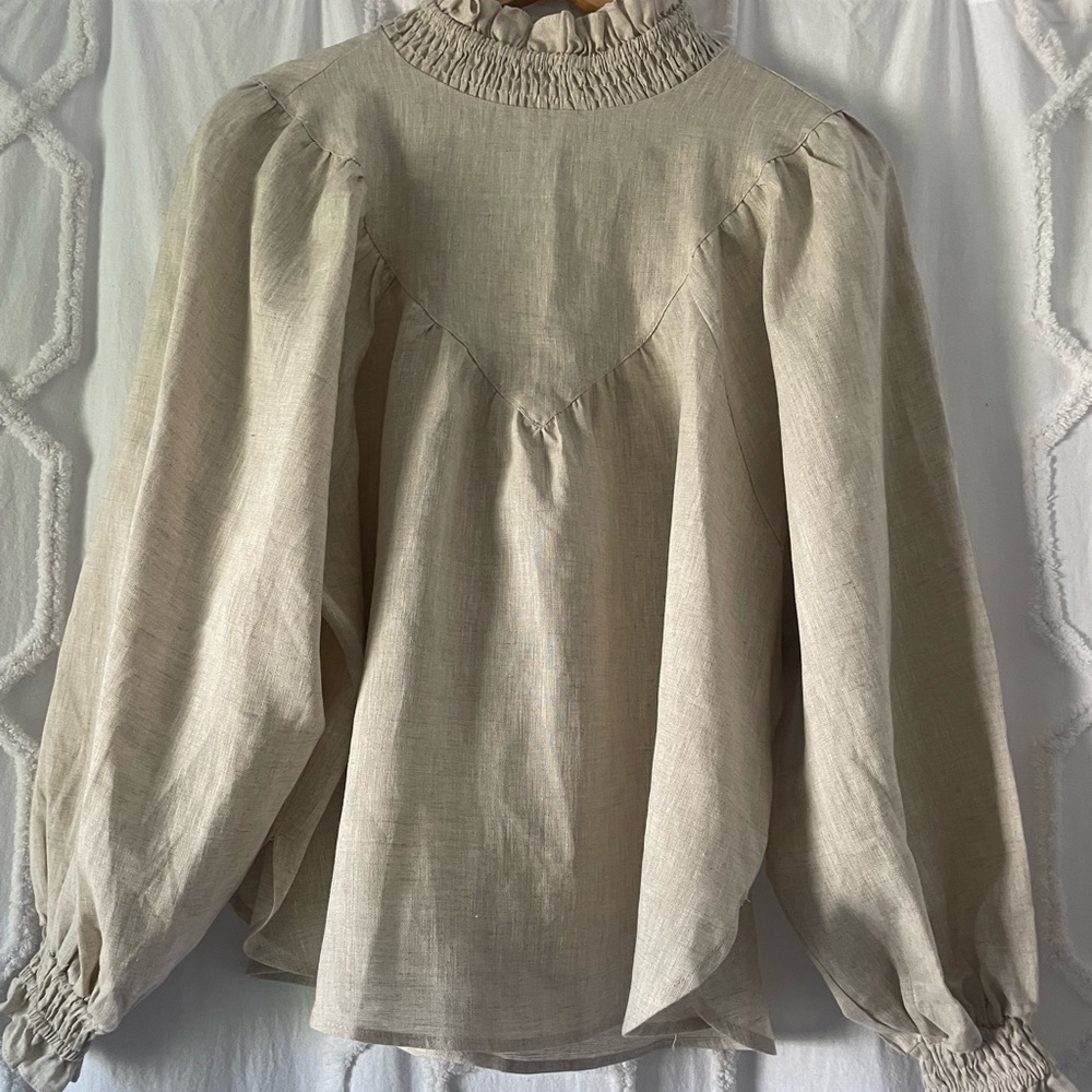 DISSH Cream Linen High Neck Full Sleeve Blouse size US 4, AU 8